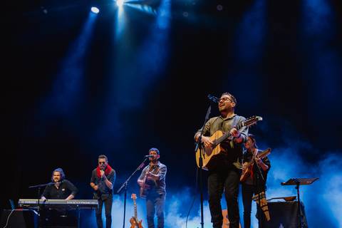 Juan Fernando Velasco muestra su lado más íntimo y cercano con En Primer Plano, su gira de aniversario