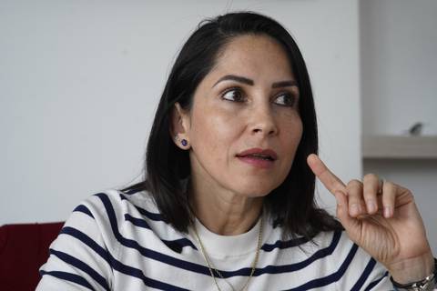 Luisa González: No hay ni pactos ni alianzas con ninguna bancada, ni con ningún otro partido político