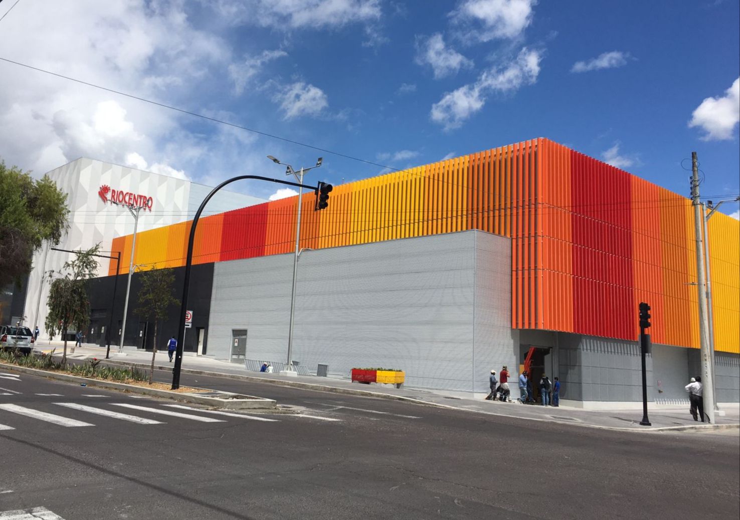 Nuevo Riocentro de Quito ya está construido y sus Supercines tendrán primera sala IMAX con láser de Ecuador